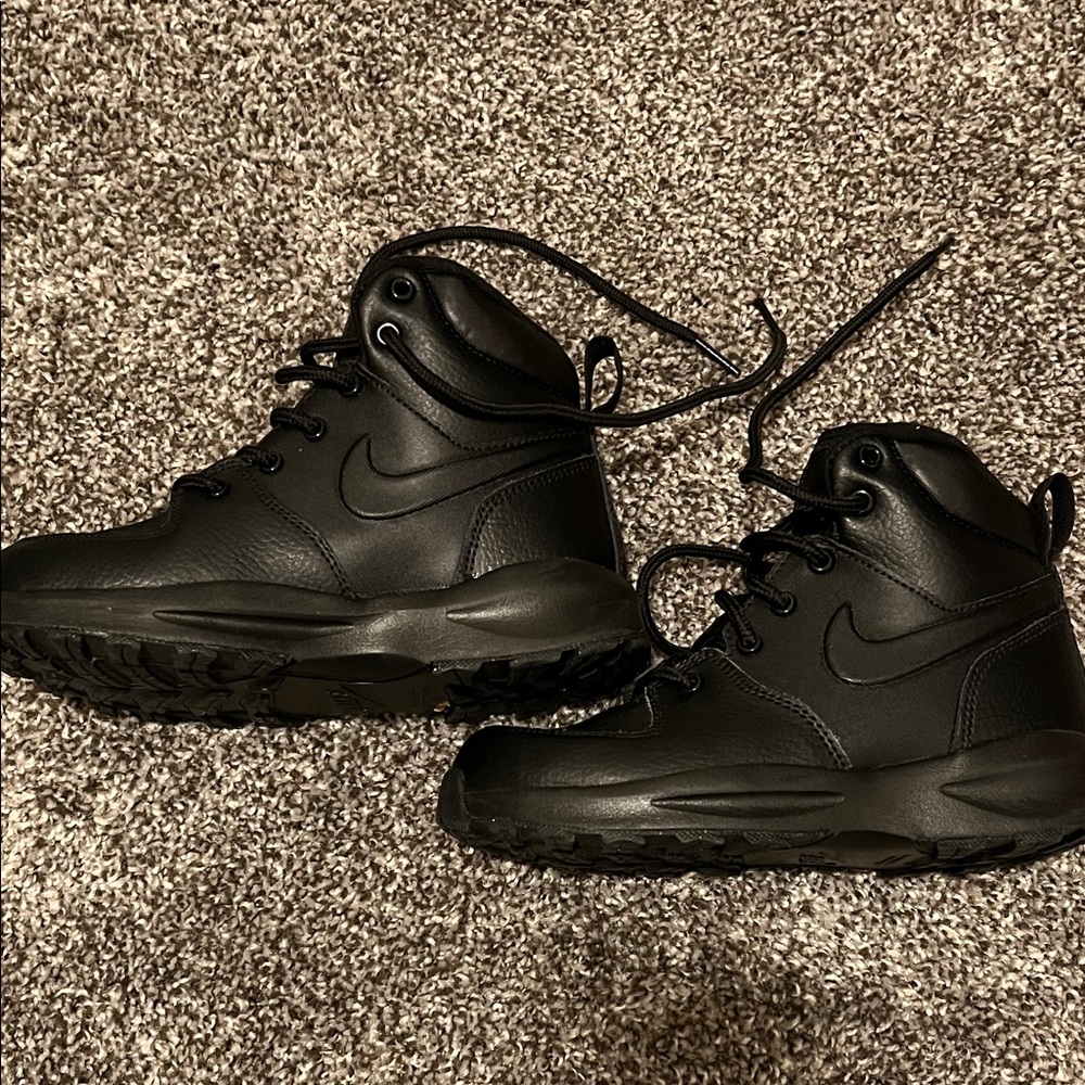 Nike Kids Black Boots